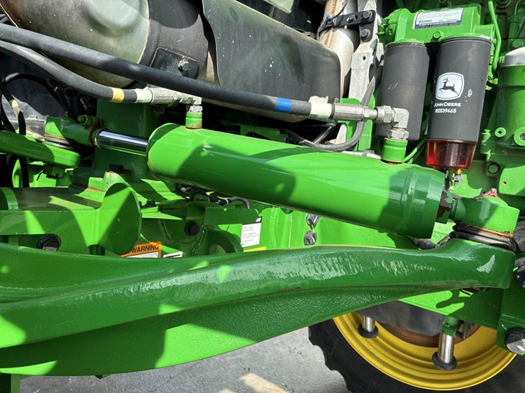 2022-john-deere-600r-image-52