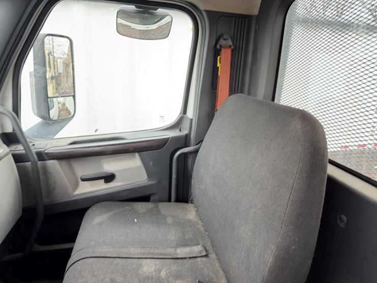 #40951-•-2019-freightliner-cascadia-t/a-daycab-truck-tractor-3akjhtdv5kskd3189-image-72