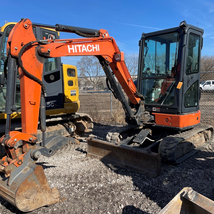 HITACHI ZX30U