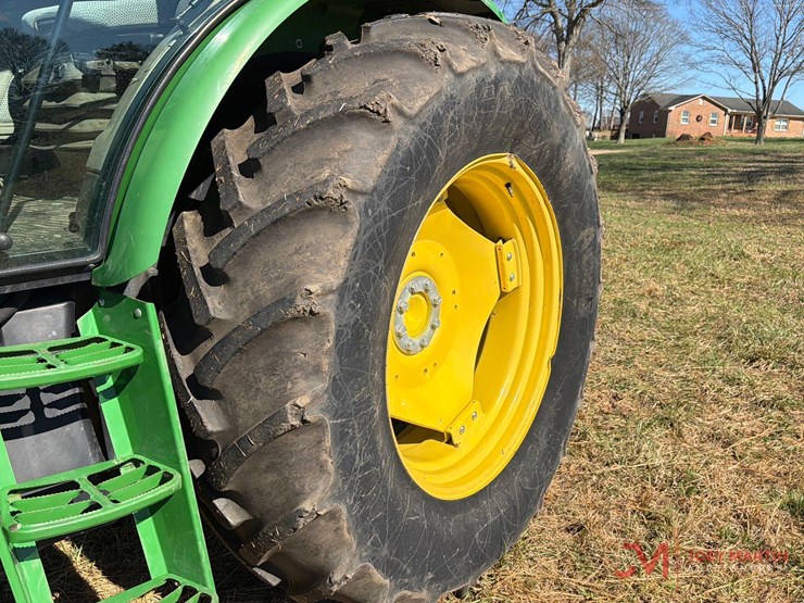 john-deere-6120e-image-10