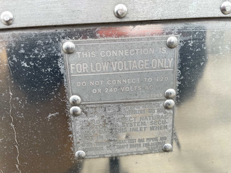 #1435-•-1978-airstream-land-yacht-31'---fully-remodeled,-road-ready-(has-wi-title)-(of)-image-142