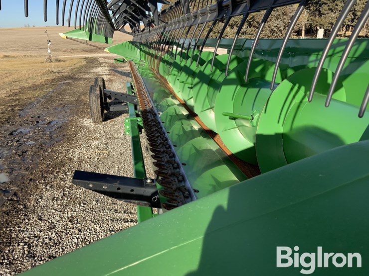 2019-john-deere-630f-image-11