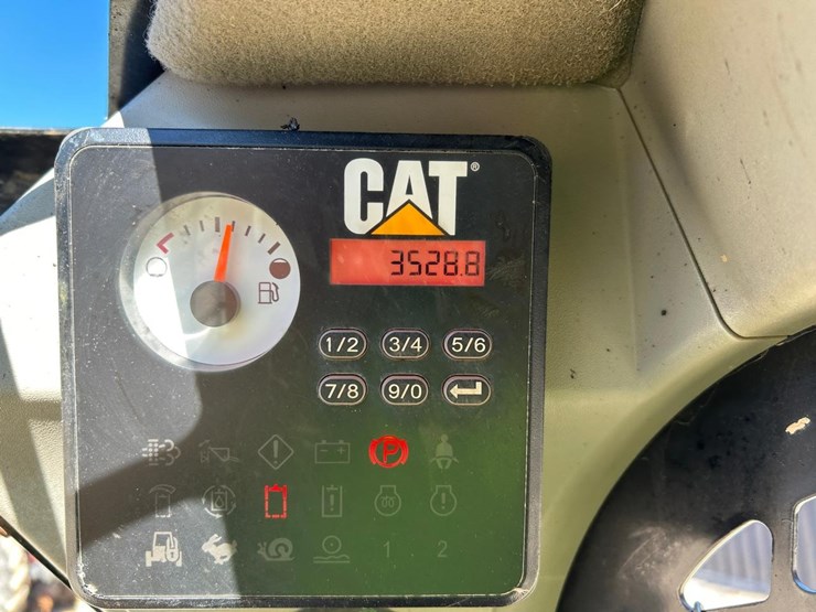 caterpillar-259d-image-23