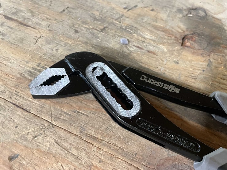 #2310-•-lot-of-(3)-knipex-style-adjustable-pliers-(pr12)-image-11