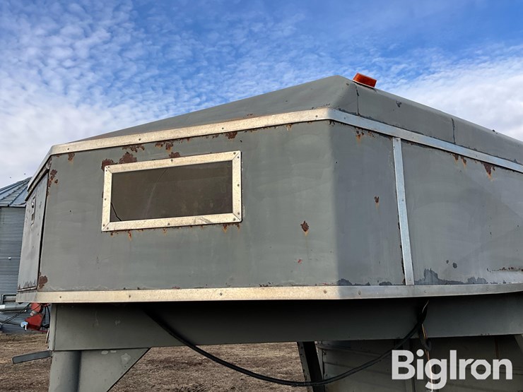 1991-titan-20-image-11