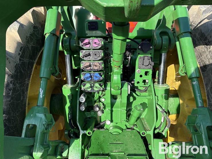 2013-john-deere-8360r-image-13