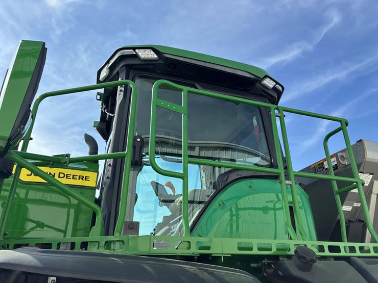 2022-john-deere-600r-image-43