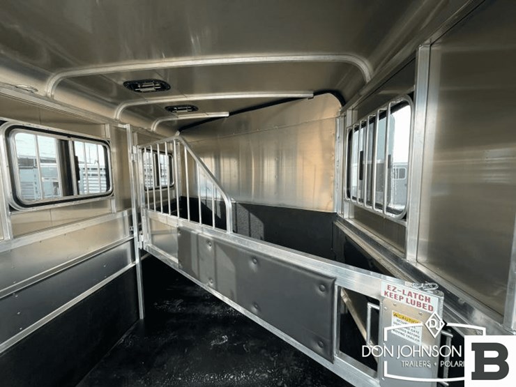 2023-c&b-mavlite-2h-7k-2-h-horse-trailer-image-18