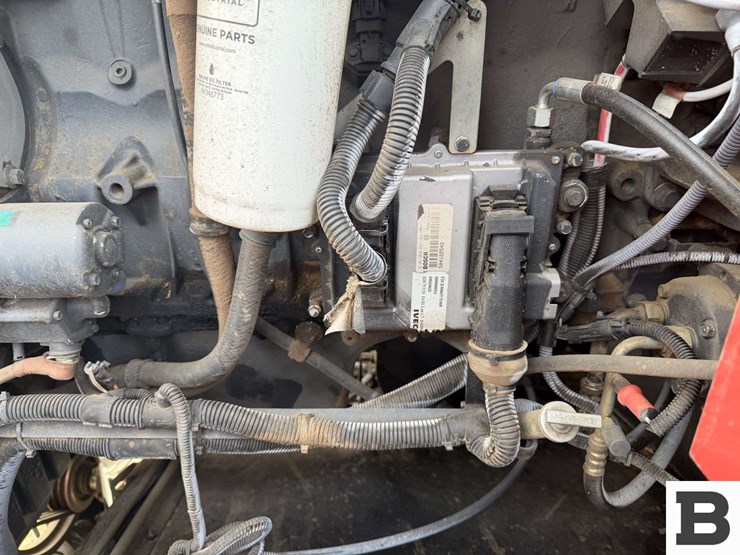 2008-case-ih-7010-image-87