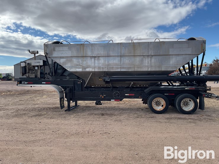 2001-magnolia-trailer-image-8