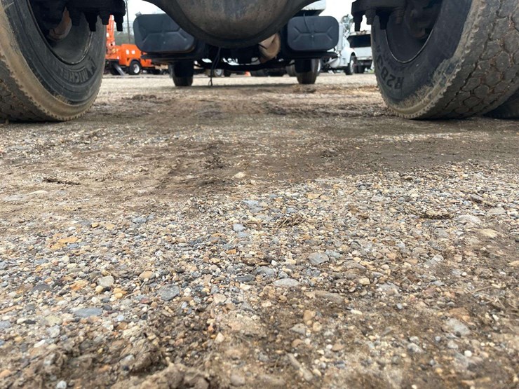 1999-international-4700-image-24