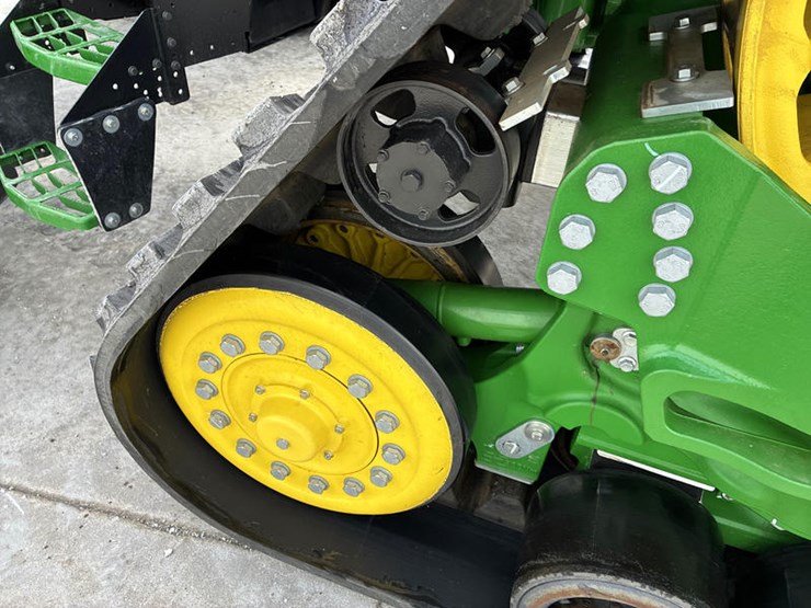 2024-john-deere-8rx-410-image-75