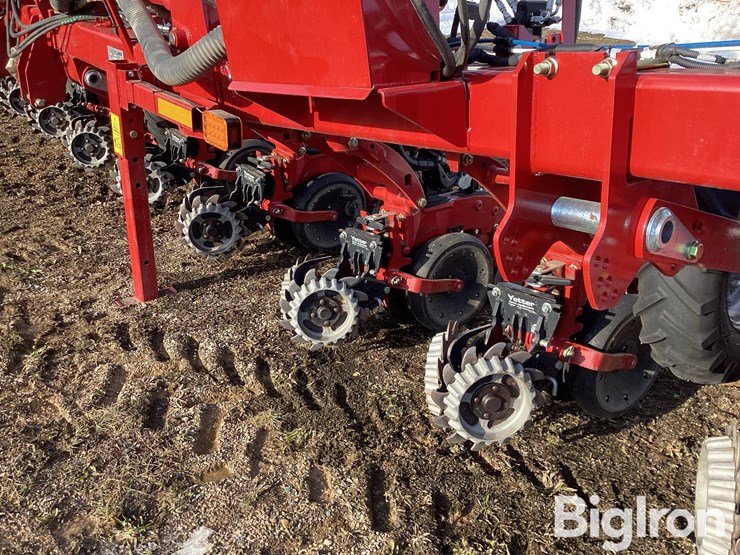 2021-case-ih-2130-image-10