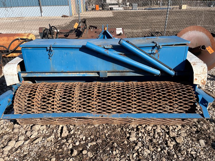 #6094-•-3-point-sod-seeder-attachment-image-3