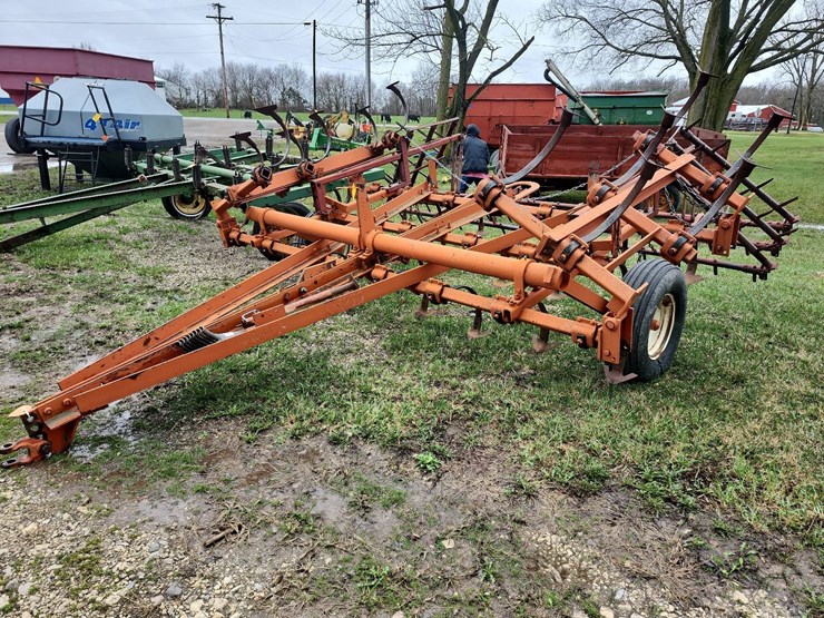 tag-#143,-14'-ac-field-cultivator-image-1