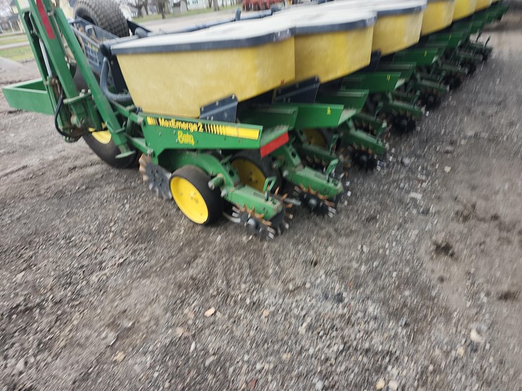 1990-john-deere-7240-image-7