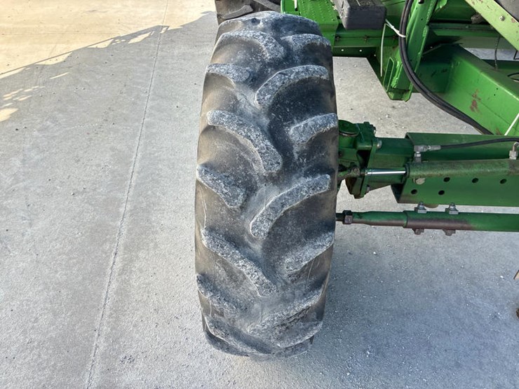 1993-john-deere-9500-image-44