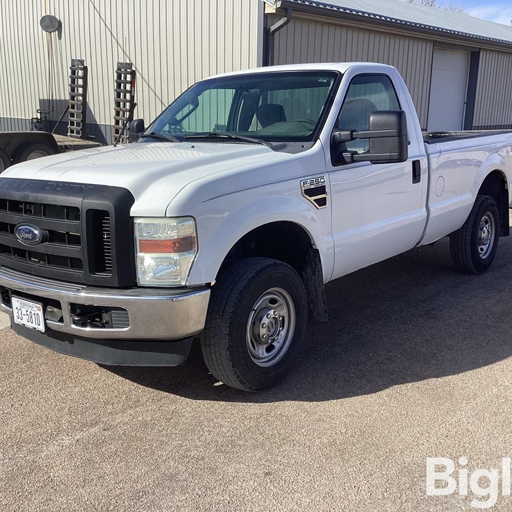 2010 FORD F250 XL