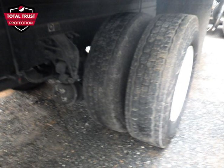 2022-kenworth-t270-image-12