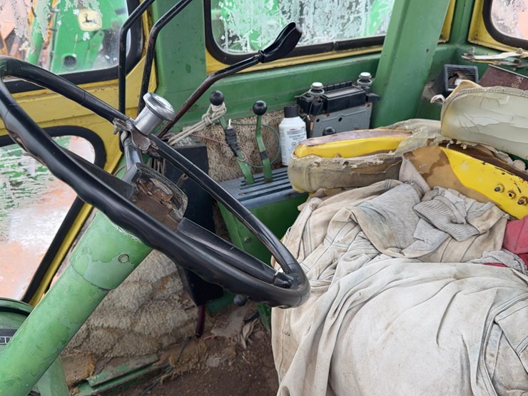 john-deere-4520-image-21