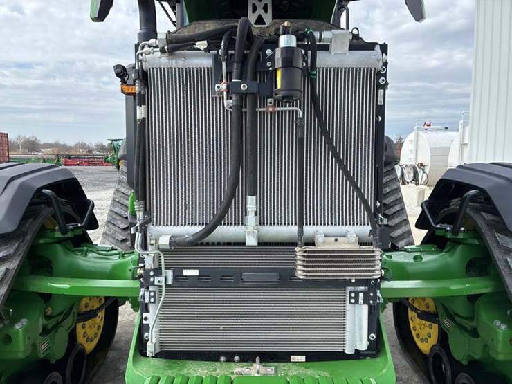 2024-john-deere-8rx-410-image-82