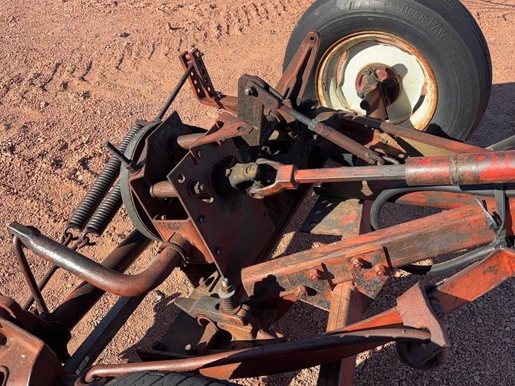 new-holland-sickle-mower-image-5