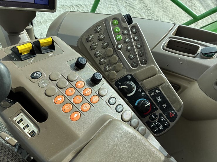 2013-john-deere-s680-image-103