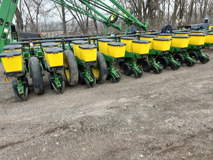 john-deere-1770-image-5