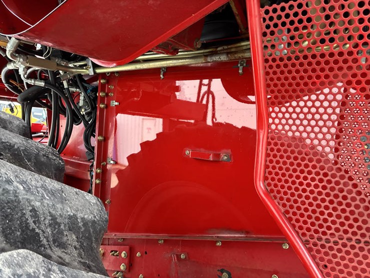 2008-case-ih-2588-image-57