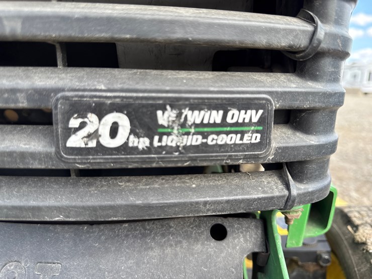 john-deere-340-image-16