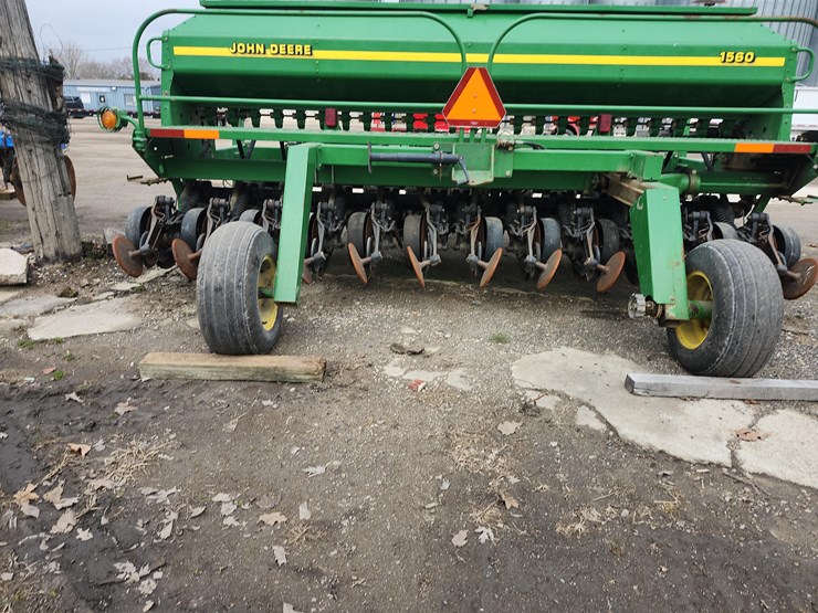 john-deere-1560-image-7