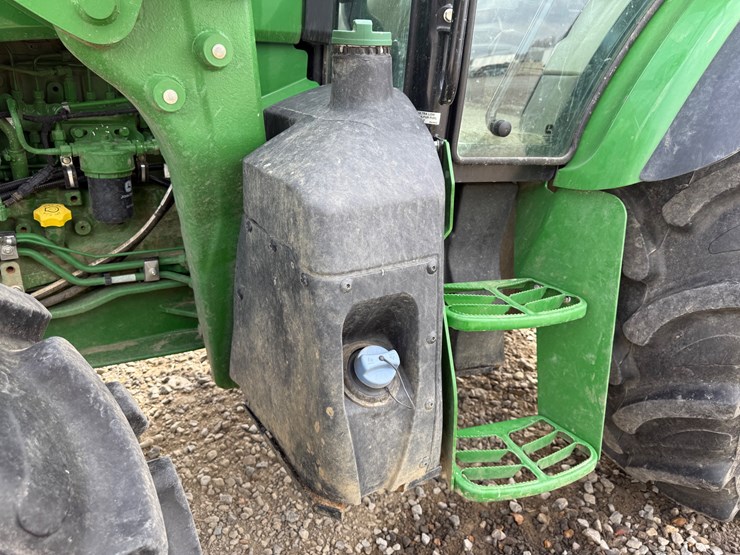 2024-john-deere-5130m-image-16