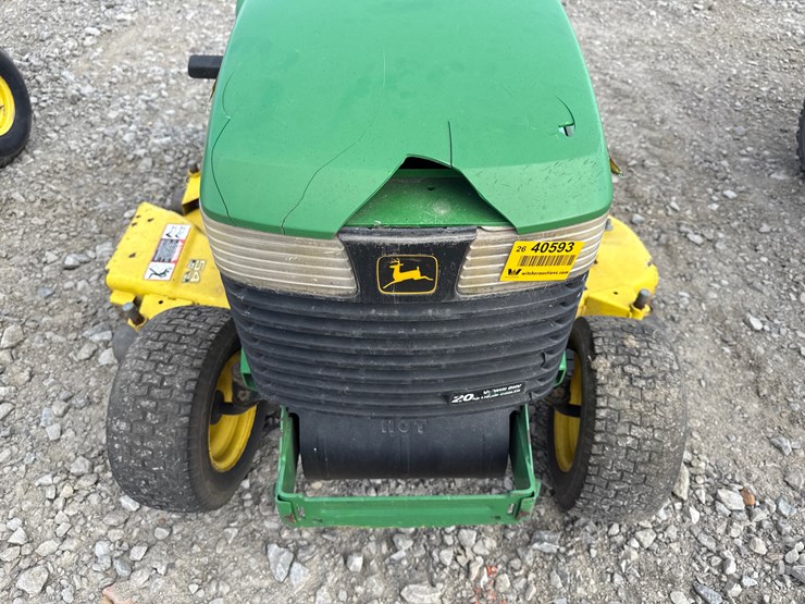 john-deere-340-image-14