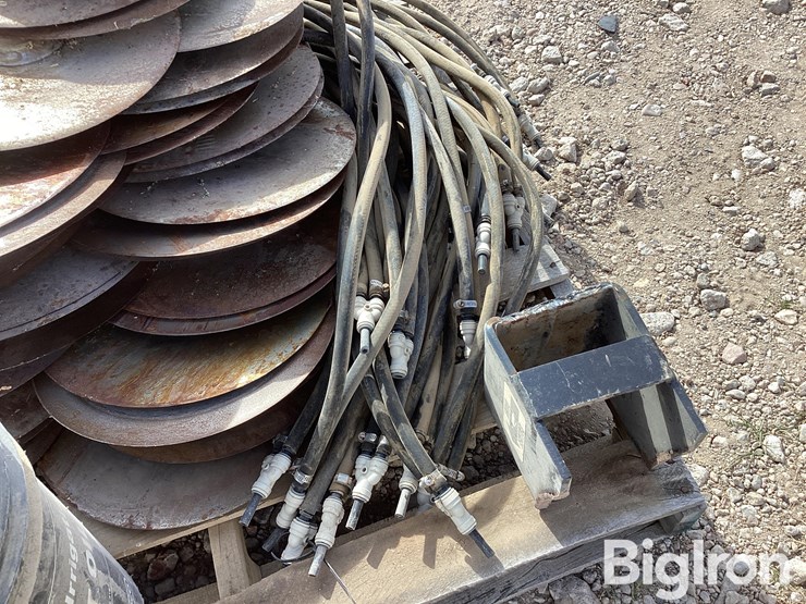 liquid-fertilizer-hose-brackets-&-discs-image-12