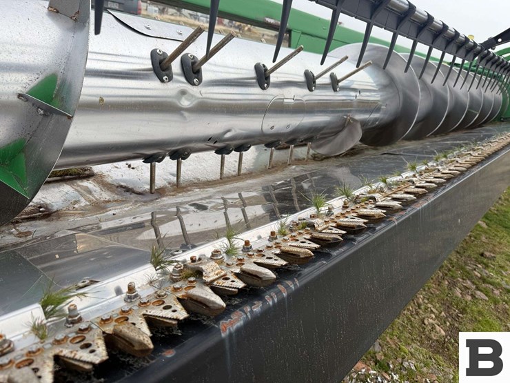 john-deere-635f-image-16