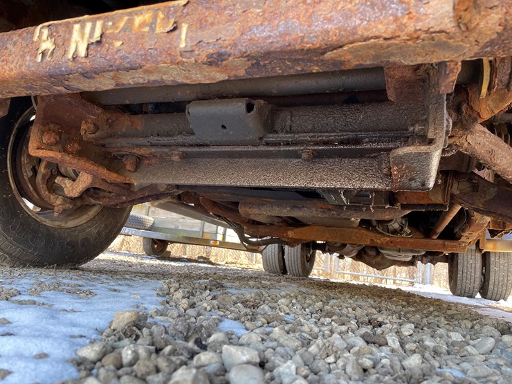 2003-chevrolet-3500-image-12