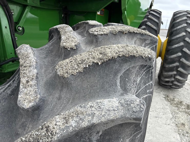 2014-john-deere-s660-image-41