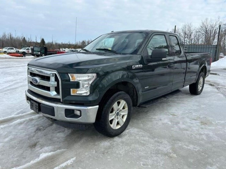2016-ford-f150-xlt-image-1