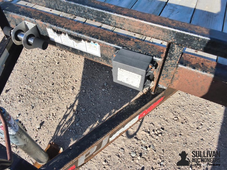 2012-pj-flatbed-image-14