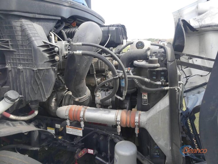 2025-freightliner-cascadia-116-image-9