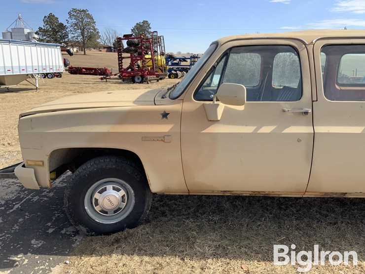 1987-gmc-suburban-image-10