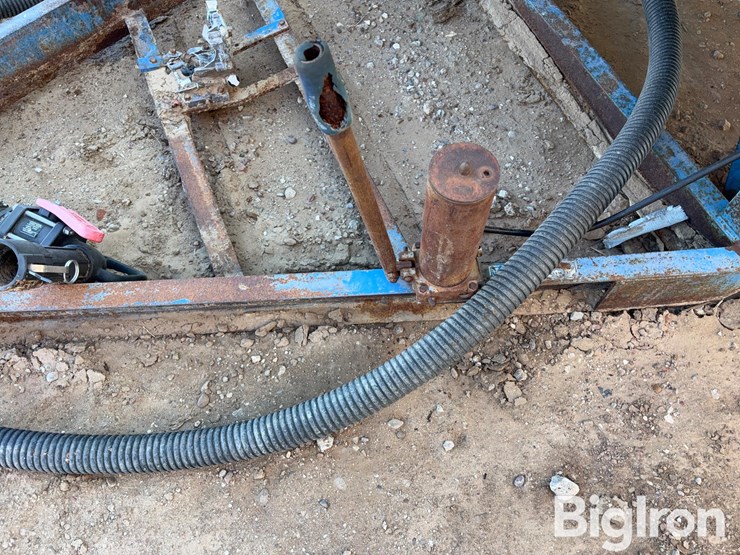 wylie-6000-gallon-double-cone-nurse-tank-trailer-image-10