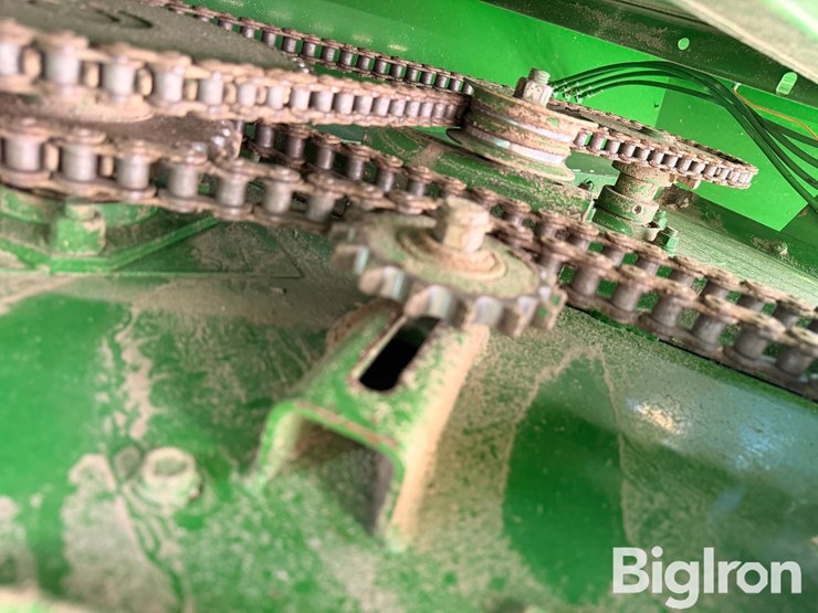 1988-john-deere-7720-titan-ii-image-18