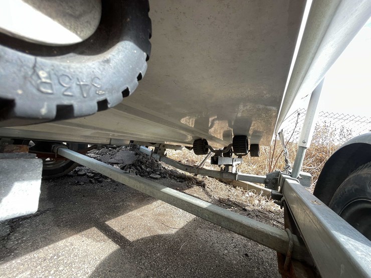 #1436-•-1992-glasstream-145-deluxe-14'-boat-(no-title)-(of)-image-24