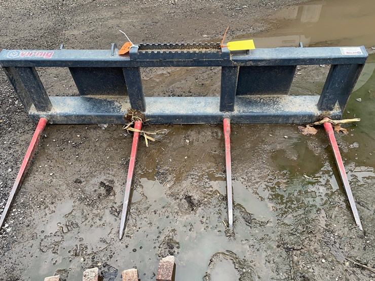 tag-#71,-4-prong-hay-fork-image-1