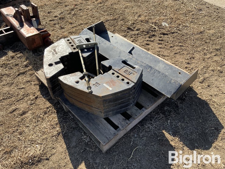 caterpillar-100-image-1