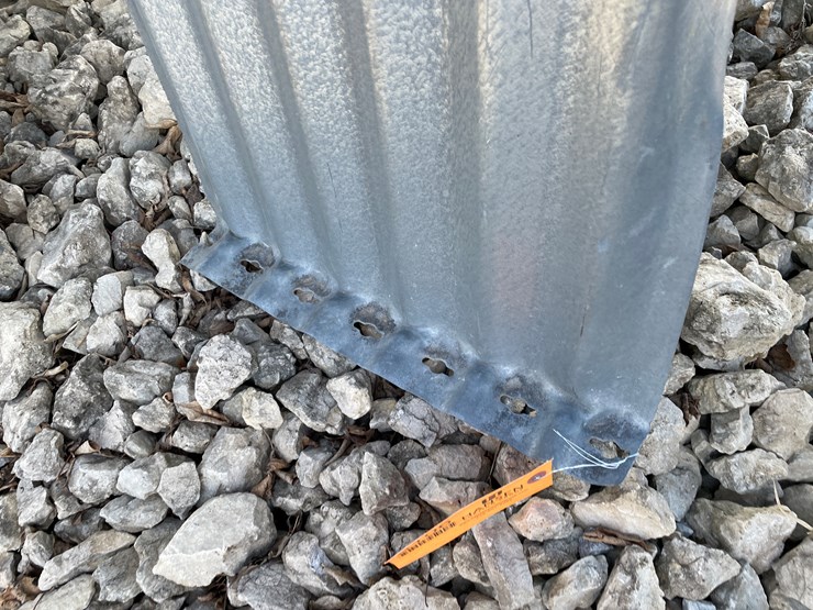 #6106-•-(2)-window-wells-image-4