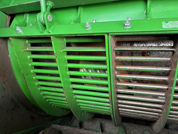 2013-john-deere-s680-image-70