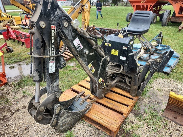 tag-#272,-3pt-backhoe-image-1