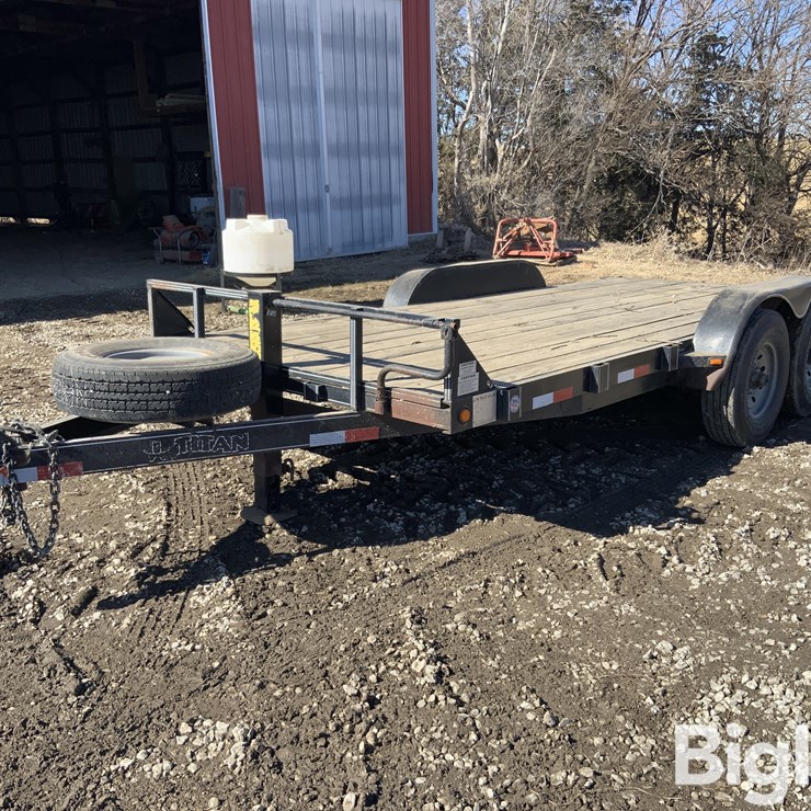 2003 TITAN TRAILER
